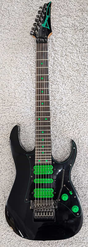 Ibanez UV7BK Universe series Steve Vai 7 string electric