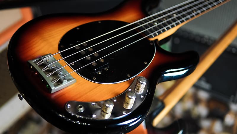 Rare Japan Fernandes SB85 Stingray Master Hand Music Man pre