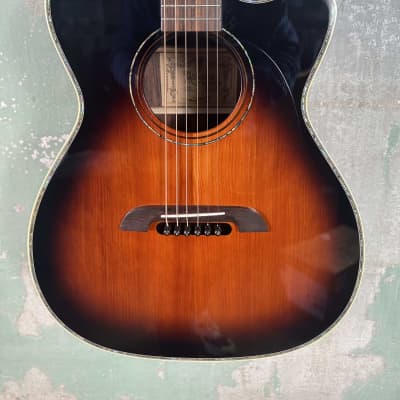 Mint Alvarez Yairi WY1 - Sunburst image 2