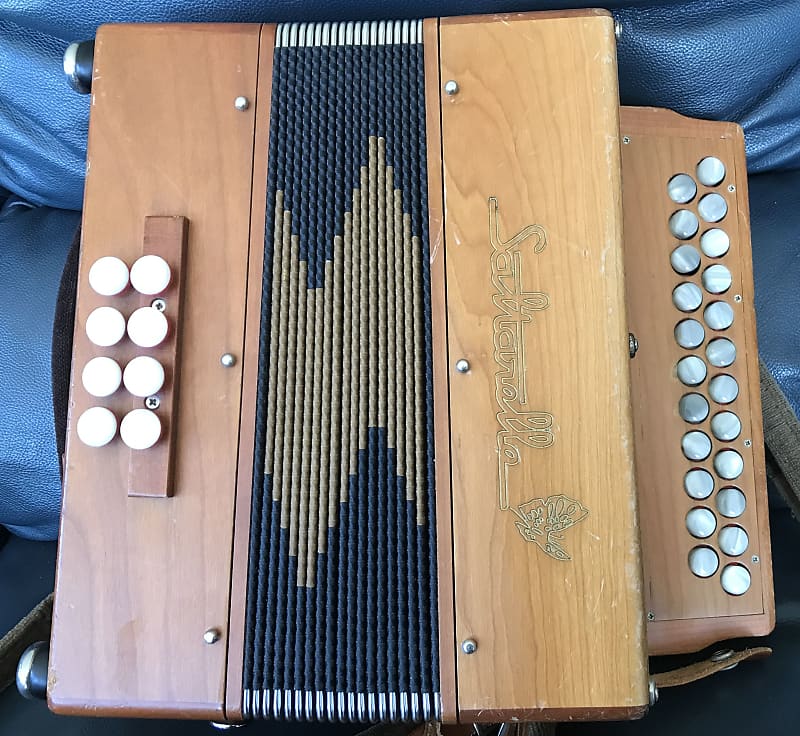 Saltarelle Button Accordion Irish Bouebe C/D 20057 Cherry Reverb