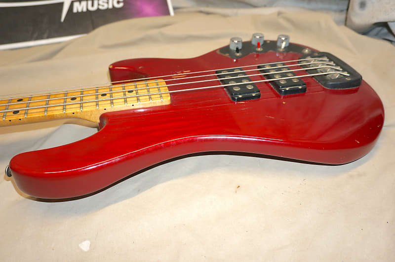 G&L USA L-2000 Series E 4-string Bass 1983 Red with Yamaha Case | Reverb