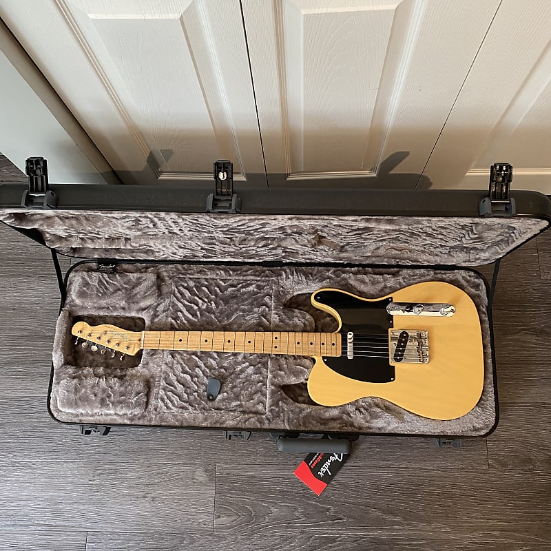 ギター Fender Classic Player Baja Telecaster Fender Classic Player Baja Telecaster - 2-Color Sunburst w