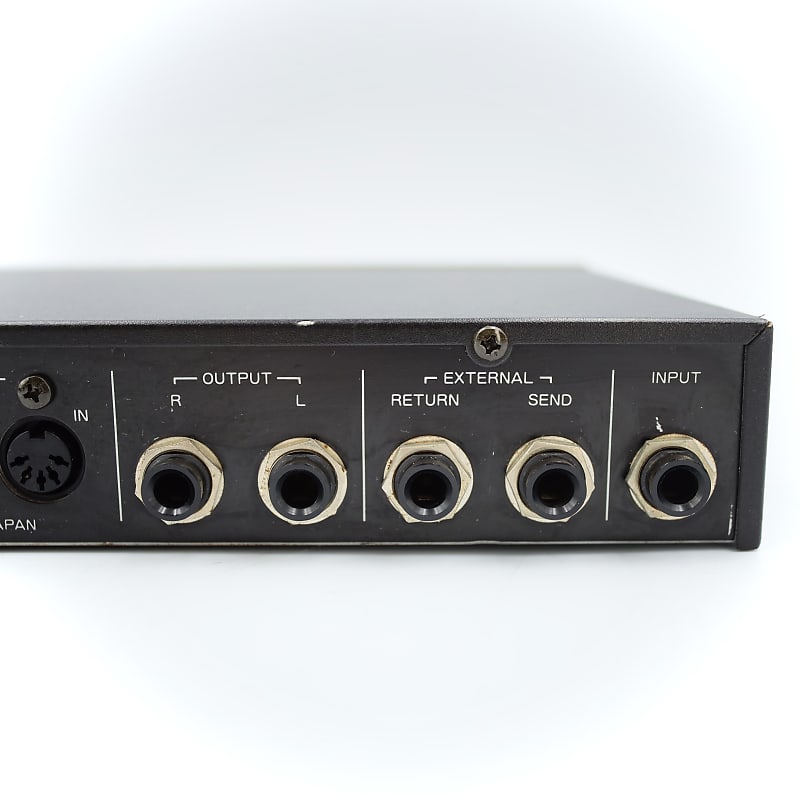 Zoom 9050 Advanced Instrument Effects Processor With Adapter