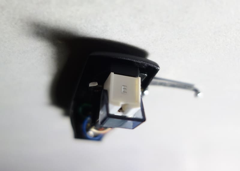 Cartridge ORTOFON FF15XE Mk II + Stylus Elliptical Tonar + Headshell AKAI Testé image 1