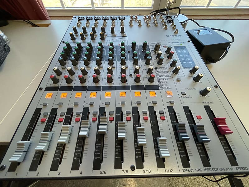 Yamaha MW12CX 12-Channel Analog Mixer | Reverb