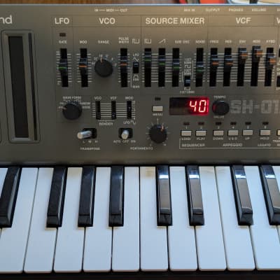 Roland SH-01A Boutique Series Synthesizer Module with K-25m