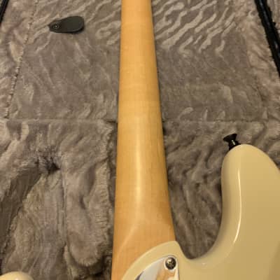 Fender American Elite Precision Bass with Rosewood Fretboard 2016 - 2019 - Olympic White image 7