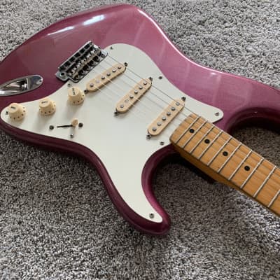 Fernandes Revival RST-50 Late 1980s - Burgundy Mist Metallic Fernandes Revival RST-50 Late 1980s - Burgundy Mist Metallic