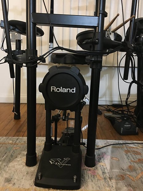Roland TD-11 V Drumset with  top thorne, DW kick pedal, and Samson Amp image 1
