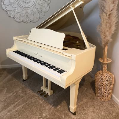 YOUNG CHANG G-157 - 5'2'' baby grand white piano image 2