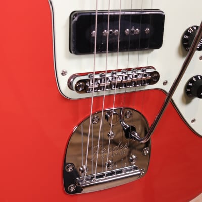 Fender Noventa Jazzmaster Electric Guitar - Maple Fingerboard, Fiesta Red image 6