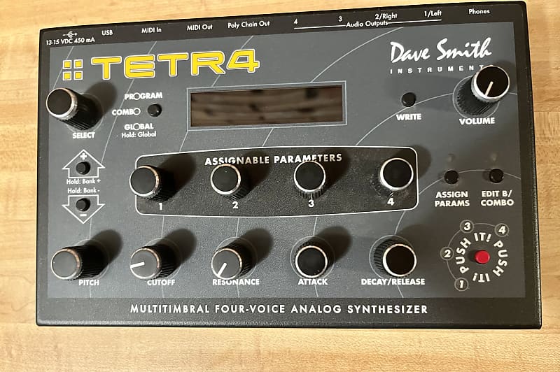 Dave Smith Instruments Tetra Desktop 4-Voice Polyphonic Synthesizer