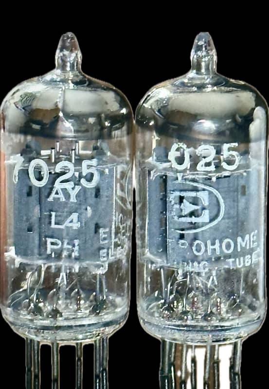 Amperex Bugle Boy 7025 (ECC83 / 12AX7A)
