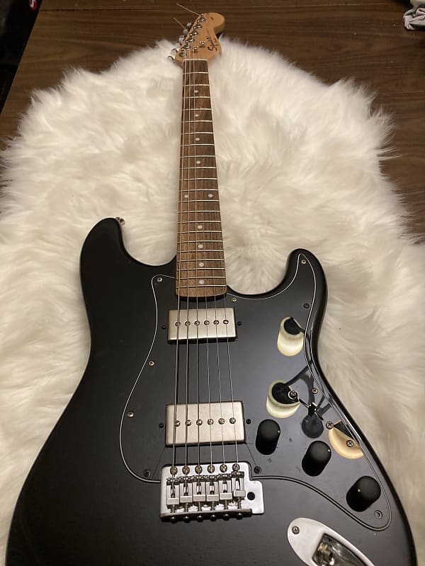 Seymour Duncan Phat Cats in a Squier Stratocaster - Black image 1