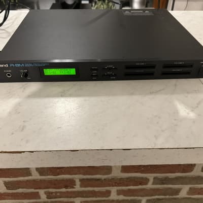 Roland R-8M Total Percussion Sound Module 1980s - Black