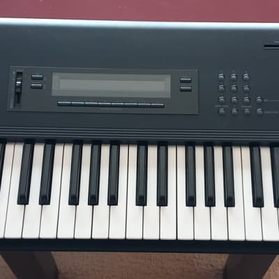 Korg M1 61-Key Synth Music Workstation 1990s - Black