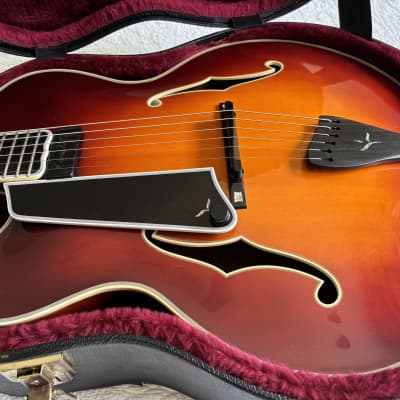 Benedetto Cremona 1993 Archtop (Left Handed) image 4