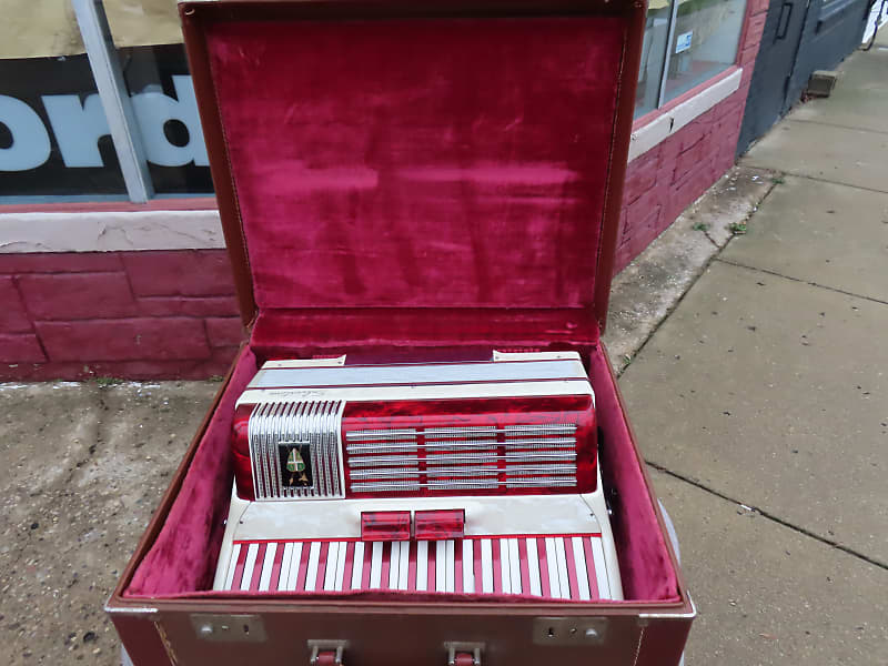 SILVERTONE ACCORDION model L829/34 120 BASS 1960's RED & Reverb