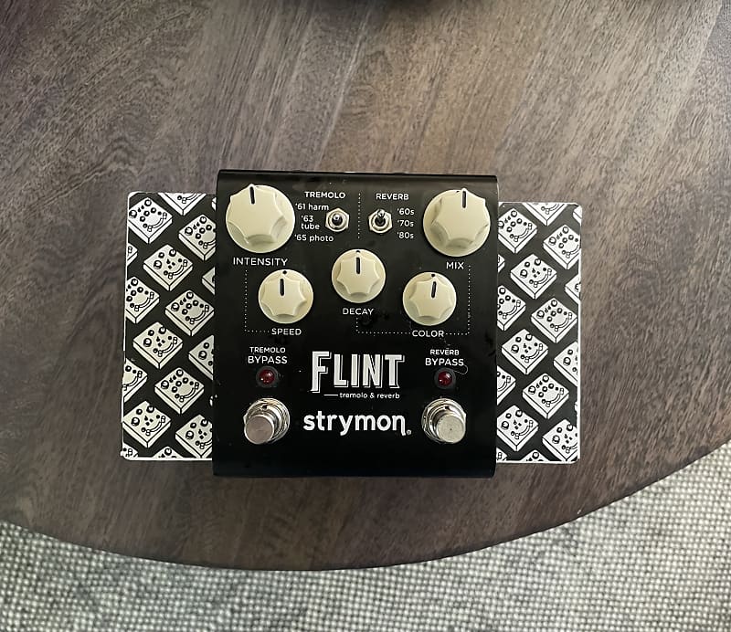 Strymon Flint Reverb and Tremolo V1 2012 2022 Black with Reverb