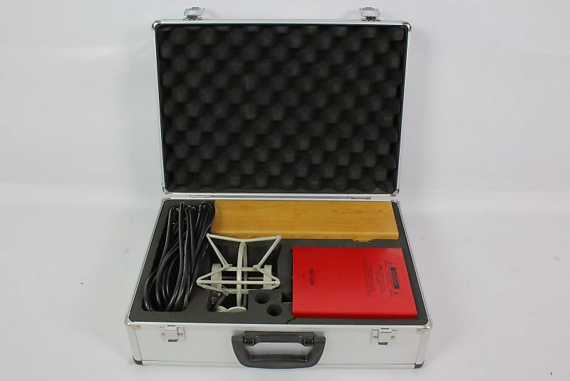 Avantone Pro CV-12 Large Diaphragm Multipattern Tube Condenser Microphone 2009 - Present - Red image 1