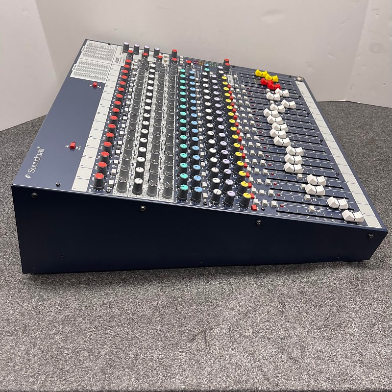 Soundcraft FX16ii 16-Channel Mixer with Lexicon Effects Processor