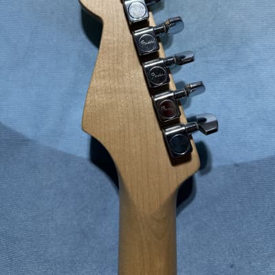 Fender Standard Stratocaster MIM 2007 - Electron Blue image 10