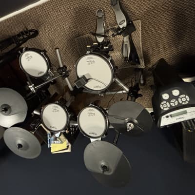 Roland TD-6 V Drum Set