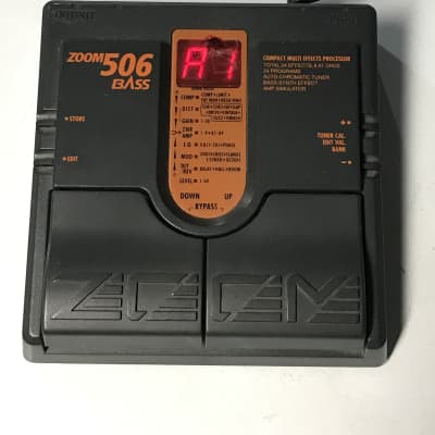 Zoom 2020 Advanced Guitar Effects Processor Black | Reverb