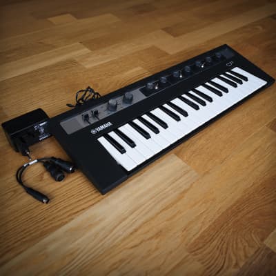 Yamaha Reface CP Mini Mobile Keyboard 2015 - Present - Black image 2