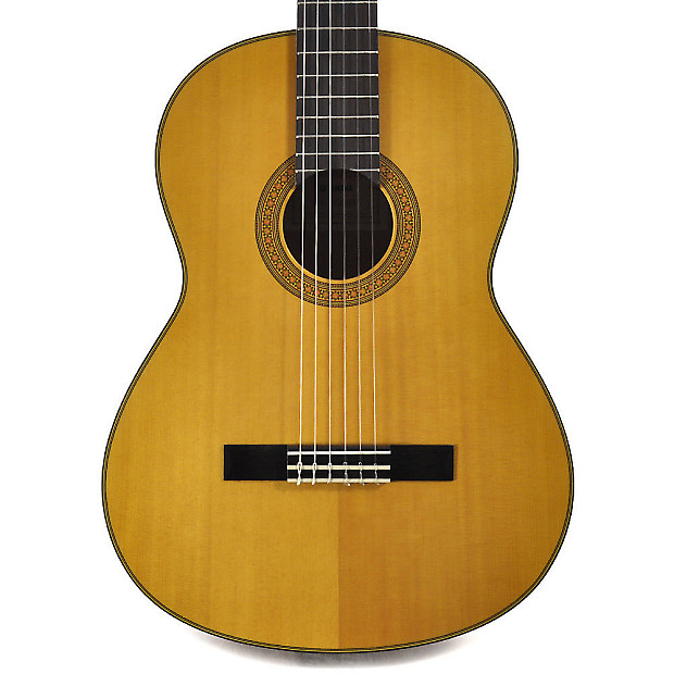 Yamaha CG122MS Spruce Top Classical Guitar Matte Natural imagen 1
