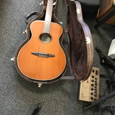 Yamaha APX-6N Classical Acoustic-Electric guitar made in Taiwan in excellent condition with original hard case , key and manual for sale