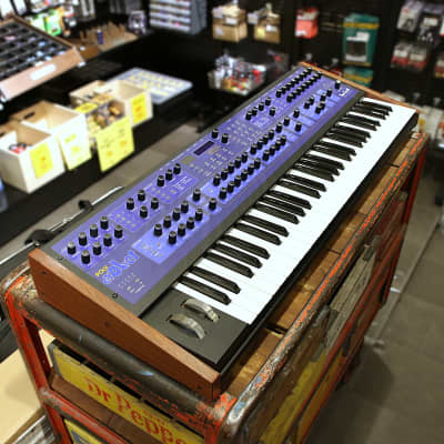 Dave Smith Instruments Poly Evolver PE 61-Key 4-Voice Polyphonic Synthesizer 2010 - 2013 - Blue with Wood Sides image 3