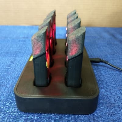Revolabs 02-08HDCHG-C Charger Base W/ 8, 01-HDTBLMIC-DR-11 Microphones image 4