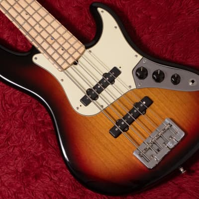 FENDER American Deluxe Jazz Bass V (U.S. Mfg. No. 019-5960) bass