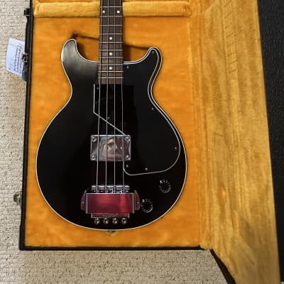 Gibson Custom Shop Limited Edition Gene Simmons Signature EB-0 Reissue Ebony Electric Bass Guitar KISS Chrome Black White Binding Short Scale 30.5” SG Doublecut Body Les Paul Junior Special Grover String Through Ace Frehley Stanley image 4