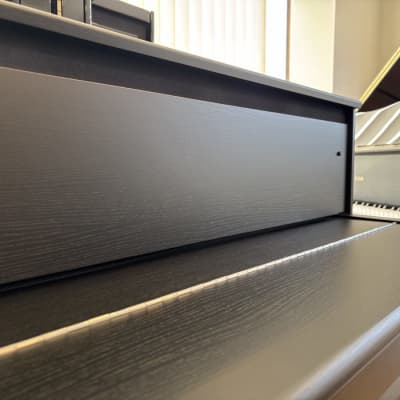 Yamaha CLP685 Clavinova Digital Piano image 2