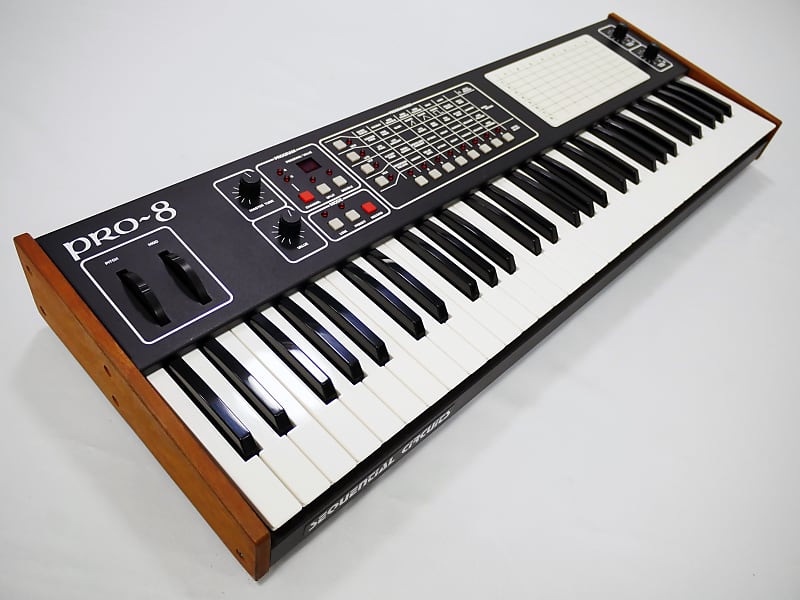 sequential circuits pro-8 ポリフォニックシンセサイザー Sequential Pro-8 61-Key 8-Voice Polyphonic Synthesizer | Reverb