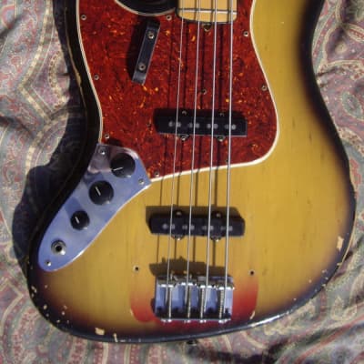 Fender Jazz Bass Lefty 1972 Sunburst Maple Neck Black Block RARE !!! image 2