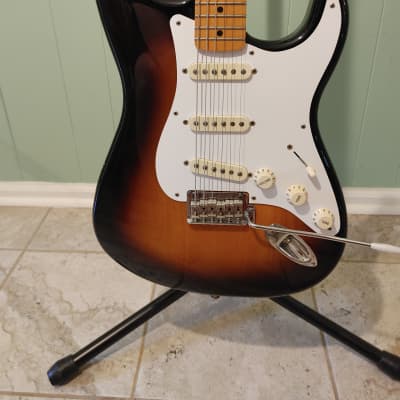 Fender Classic 50's Stratocaster with maple neck image 1