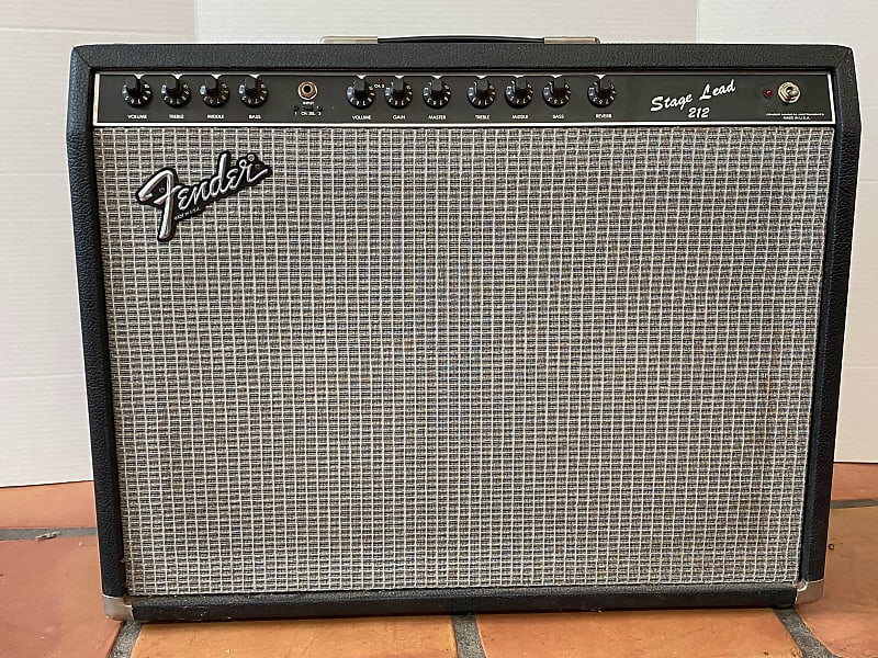 Fender Stage Lead 212 - 2x 12