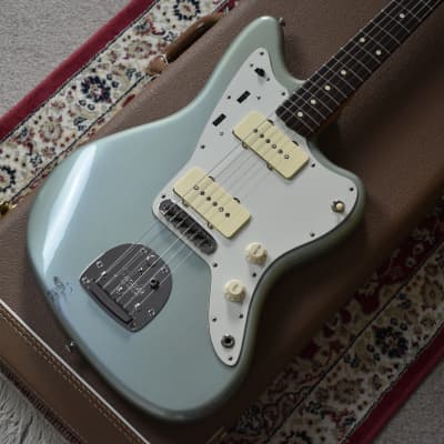 2000 Fender Yamano American Vintage ’62 Jazzmaster Reissue Ice Blue Metallic 1 of 50 w/HSC & Paperwork, AVRI image 2