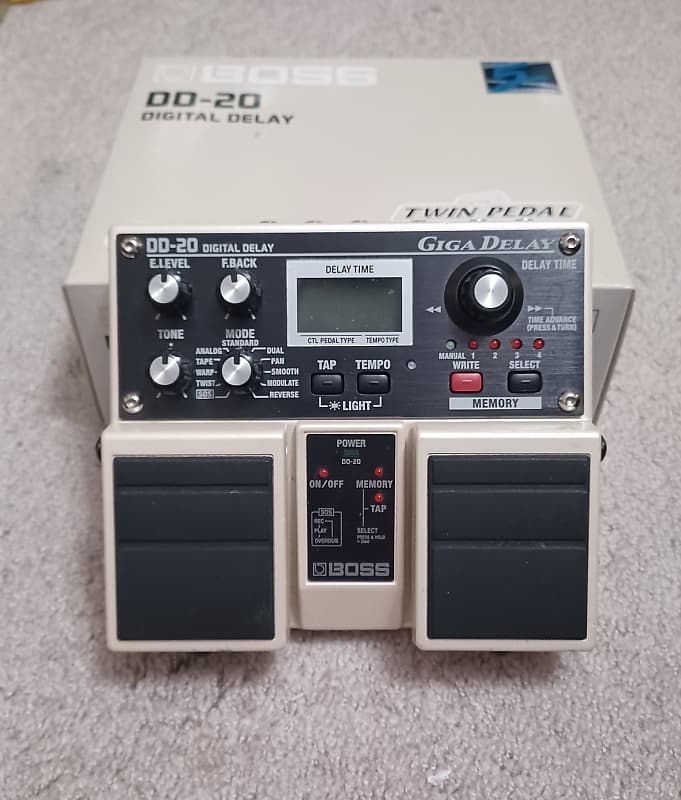 Boss DD-20 Giga Delay