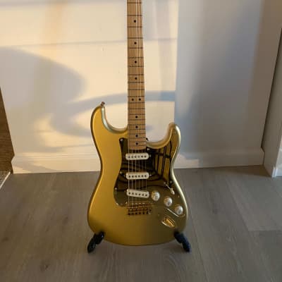 Fender FSR 60th Anniversary American Standard Stratocaster Aztec Gold 2014