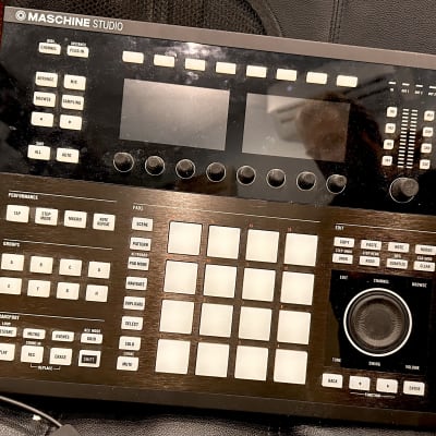 Native Instruments Maschine Studio