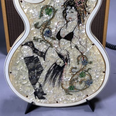 Gibson Les Paul Rare Custom Shop Original One Off Design "Glitter Girls" 1989 Pearl White image 12