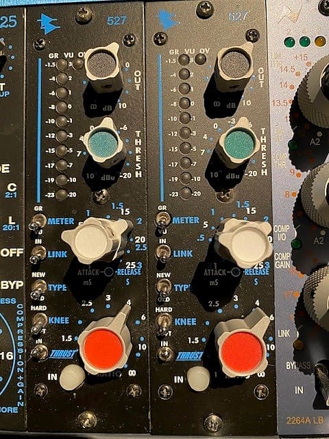 API 527 500 Series Compressor / Limiter Modules 2000 - Present - Black image 1