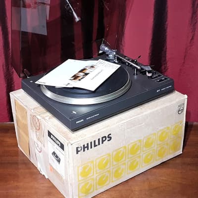 Philips  AF 877 Direct Control Super Electronic Turntable 1979 Silver Grey image 1