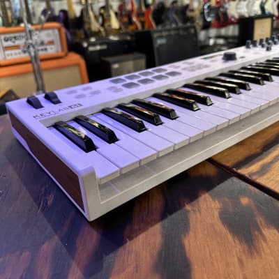Arturia KeyLab 61 MIDI Controller  - White