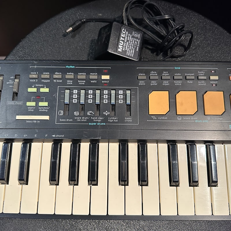Casio Casiotone MT-220 Keyboard | Reverb