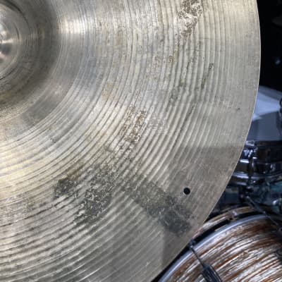 Zildjian - 18" A Series Thin Ride, 4 Sizzle Holes, No Rivets 1360g 1970's image 10